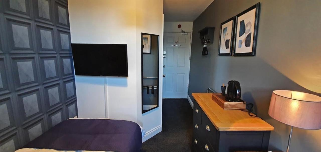 The Clifton Bed & Breakfast South Shields Bagian luar foto